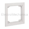 572.022 FLUSH FRAME FOR WALL BOX EM